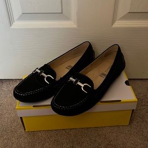 Brand new Liz Claiborne flats